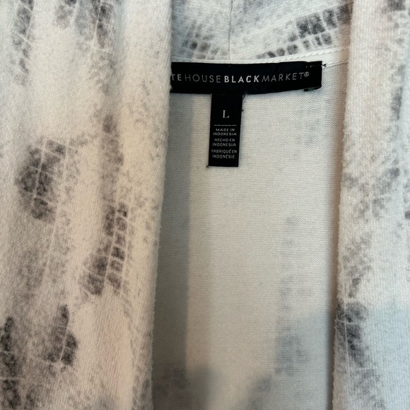 WHBM Python Print Turtleneck Tunic & Coverup - Picture 5 of 6